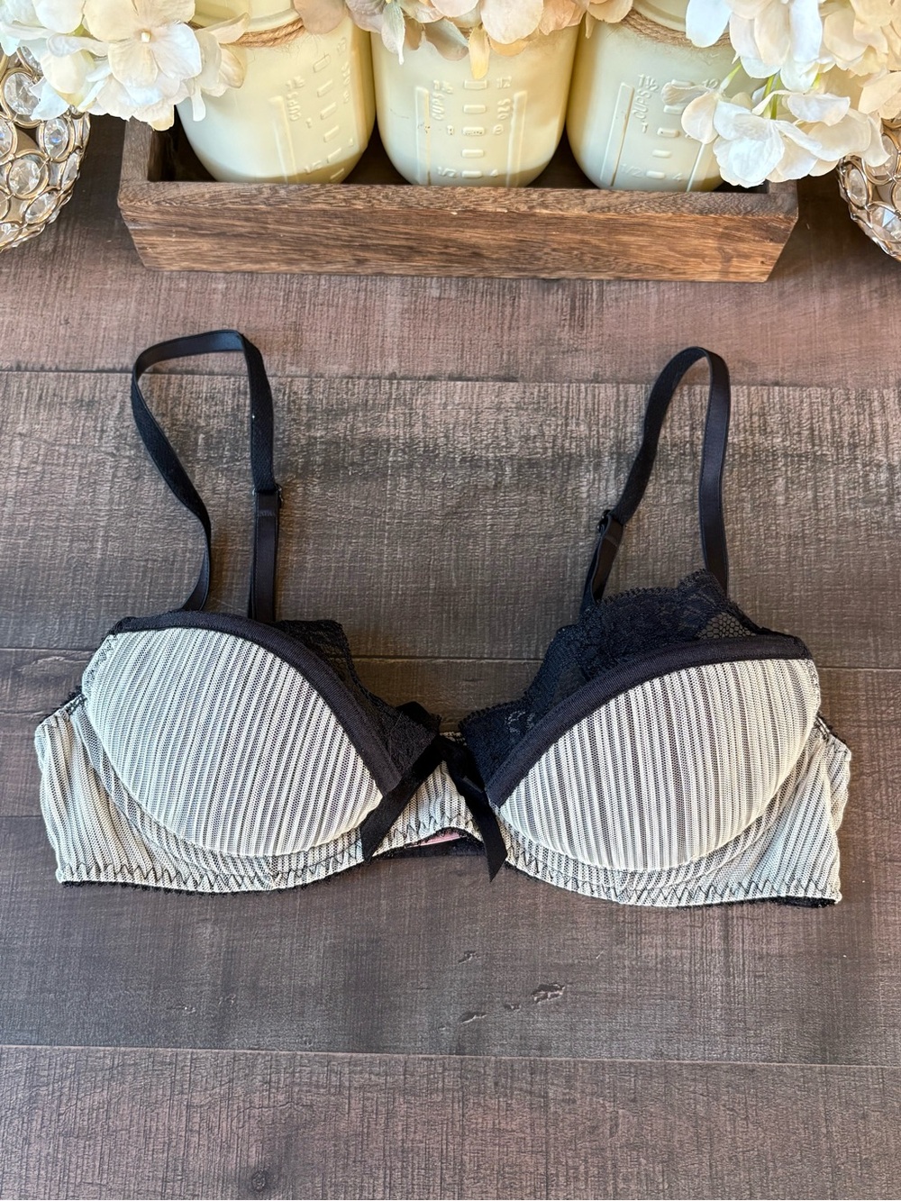 Vintage Victoria’s Secret Demi Bra 34B